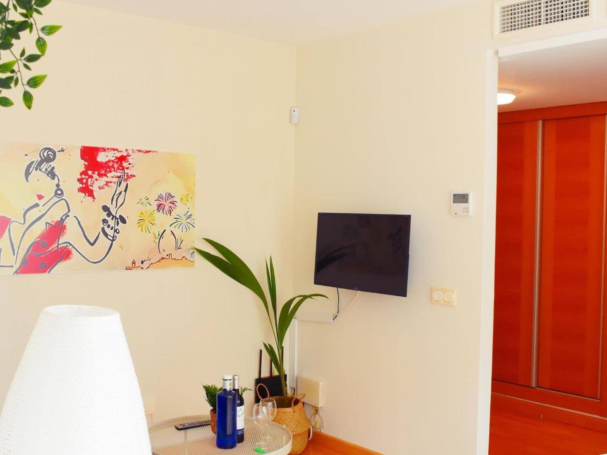 Cozy Apatment Just 10 Mins From The City Centre 말라가 외부 사진